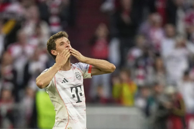 Thomas Mueller Bids Farewell to Bayern Munich After 25 Years