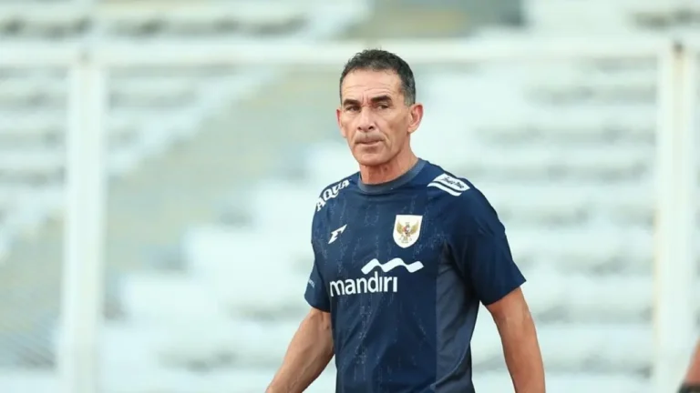 Gerald Vanenburg ready to face Malaysia in crucial ASEAN Cup U-23 match