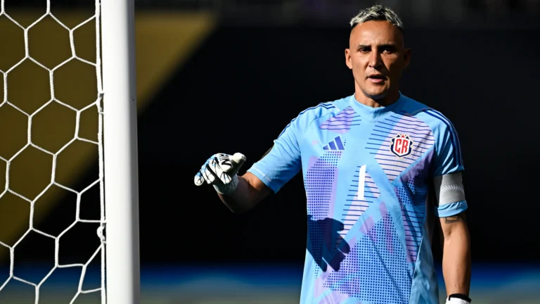 Kiper Bintang Keylor Navas Bergabung dengan Pumas dari Newell’s Old Boys