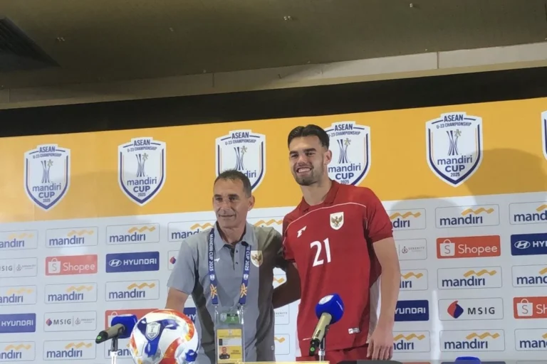Jens Raven Cetak 6 Gol, Tetap Ditegur Coach Vanenburg