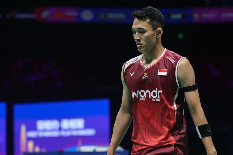 Jonatan Christie Menang Meyakinkan di Babak Pertama China Open 2025