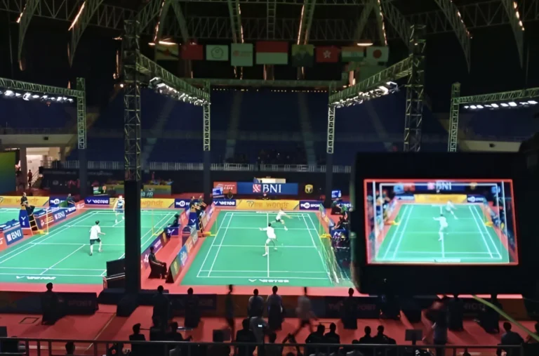 Indonesian Junior Badminton Team Dominates Myanmar in Asian Championships