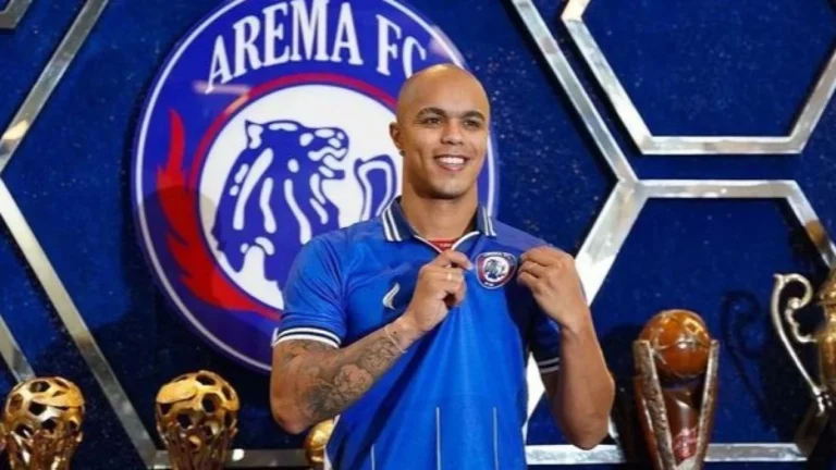 Wiliam Marcilio chooses legendary jersey number at Persib Bandung
