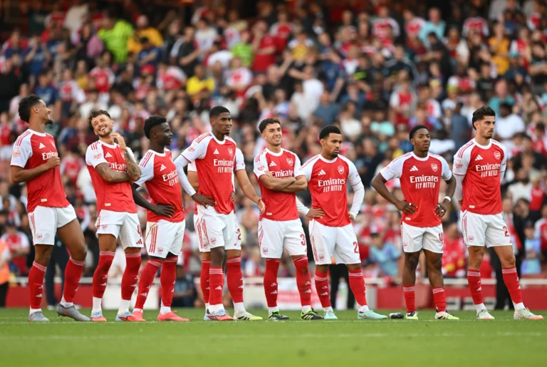 Mikel Arteta dan rekrutan baru Arsenal musim panas 2025 setelah klub habiskan €293 juta untuk tujuh pemain.