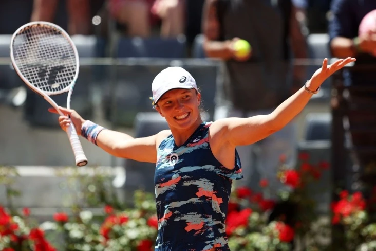 Iga Shvyontek Tsintsinnatida birinchi WTA-1000 finaliga chiqdi