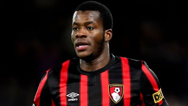 Dango Ouattara selebrasi gol debut Brentford kontra Aston Villa di Premier League 2025/26