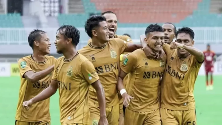 Arema FC VS Bhayangkara FC