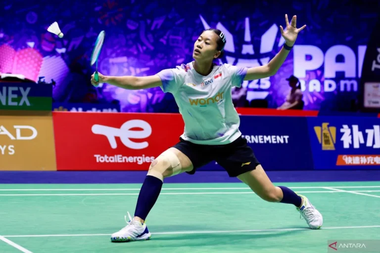Putri KW Cetak Sejarah di Perempat Final BWF 2025