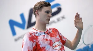Setelah Viktor Axelsen mundur dari Kejuaraan Dunia 2025, Alwi Farhan ditunjuk sebagai penggantinya. (Instagram/@victoraxelsen)