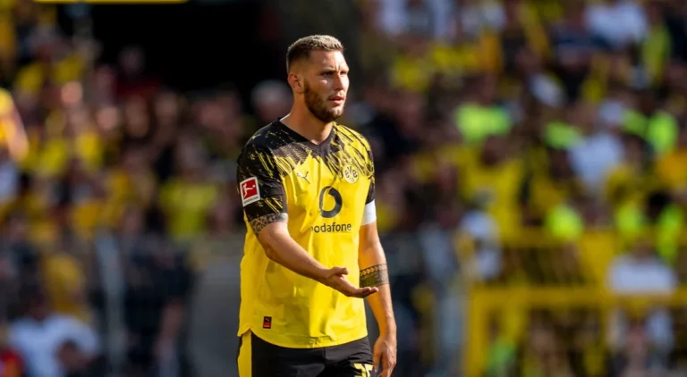 Niklas Sule Borussia Dortmund 2025