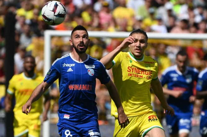Strasbourg vs Nantes