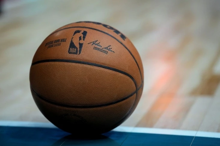 The Athletic NBAning mavsumdan tashqari eng yaxshi 10 ta jamoasini taqdim etadi