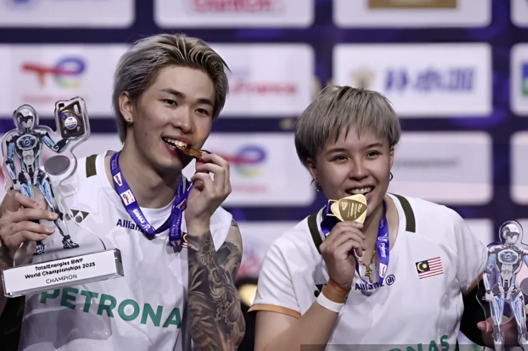 ChenToh Cetak Sejarah Juara Dunia & Naik Peringkat 3