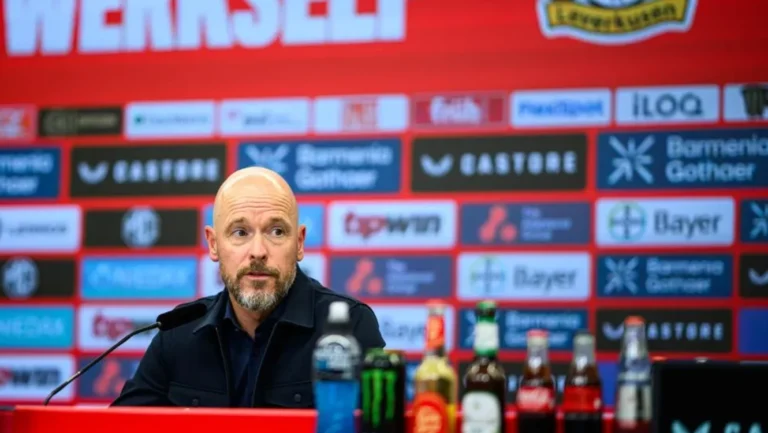 Erik ten Hag Bayer 04